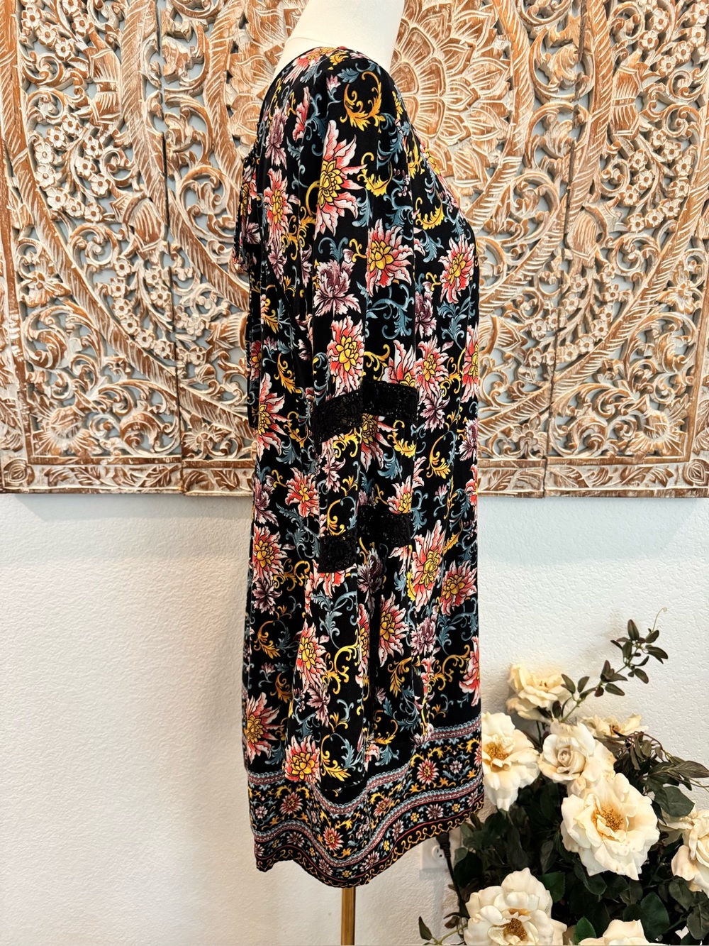 Xhileration Floral V-Neck Long Sleeve Tunic Dress in Black - Picture 6 of 16